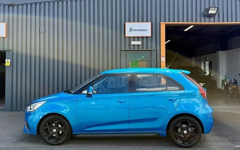 Used MG MG3 Exclusive 106 HP (77 kW) 2023 Blue Hatchback