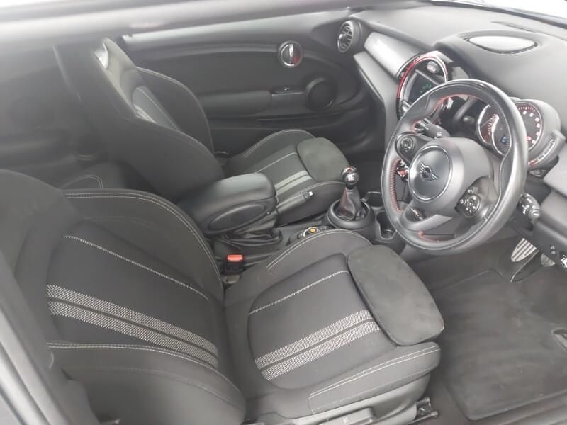 Used Mini Cooper Hatch 136 HP (100 kW) 2019 Blue Hatchback