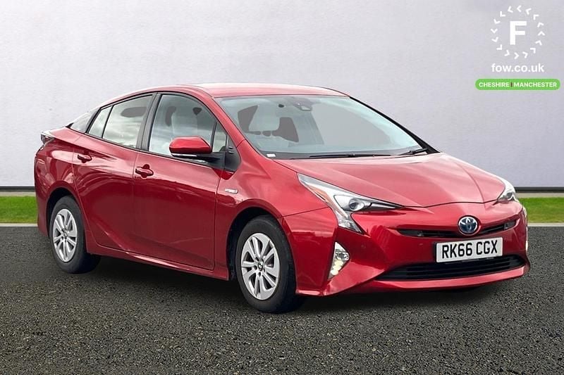 Red Used 2016 Toyota Prius Hatchback | £13,199 (Fair price) - Image 1/3