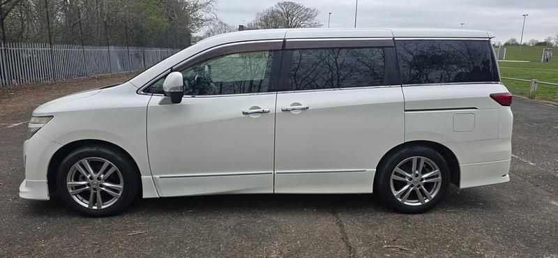 Used Nissan Elgrand 2022 White MPV
