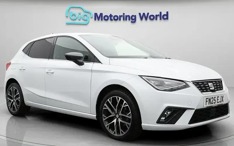 Usado Seat Ibiza XCELLENCE 116 CV (85 kW) 2025 Utilitario