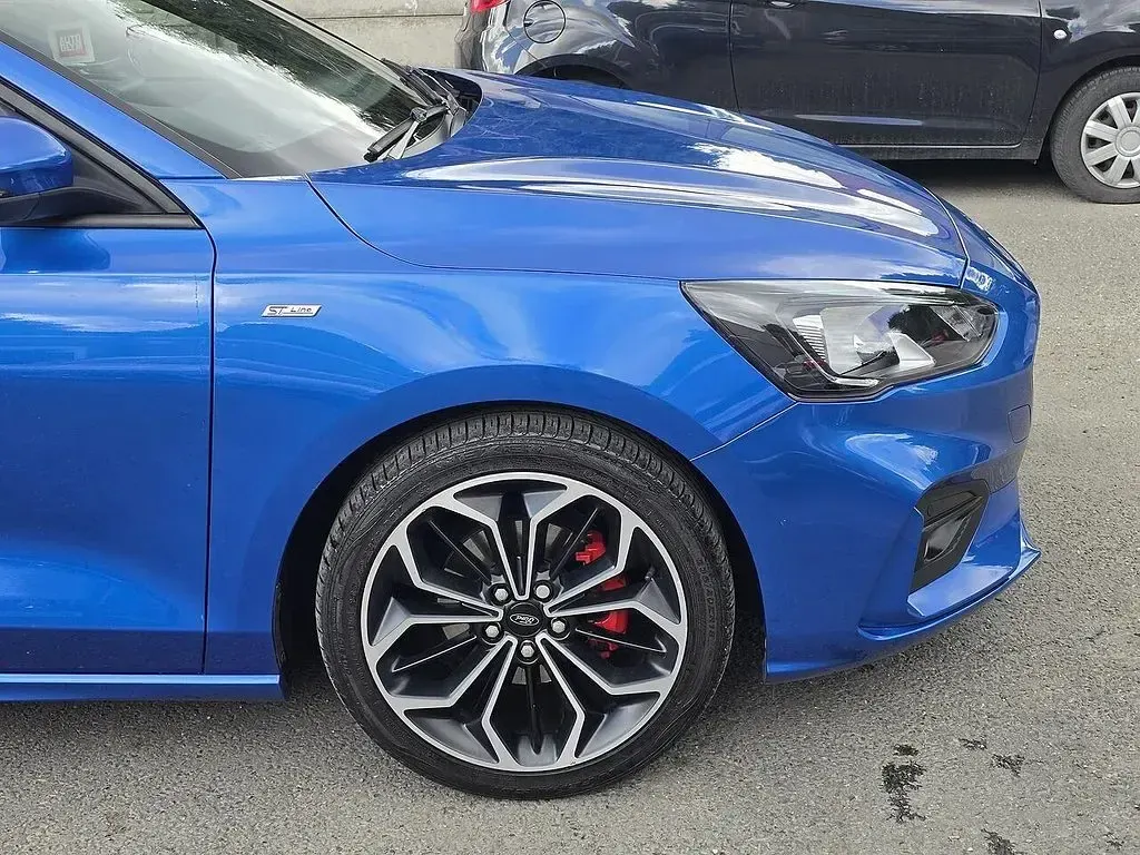 Used Ford Focus ST-Line X 125 HP (91 kW) 2019 Blue Hatchback