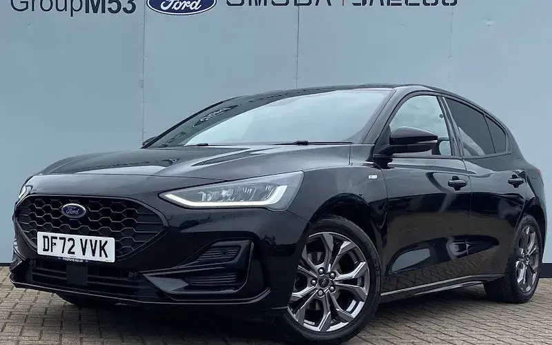 Begagnad Ford Focus ST-Line 125 HK (91 kW) 2023 Halvkombi