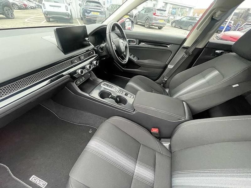 Used Honda Civic Elegance 143 HP (105 kW) 2024 Premium crystal red