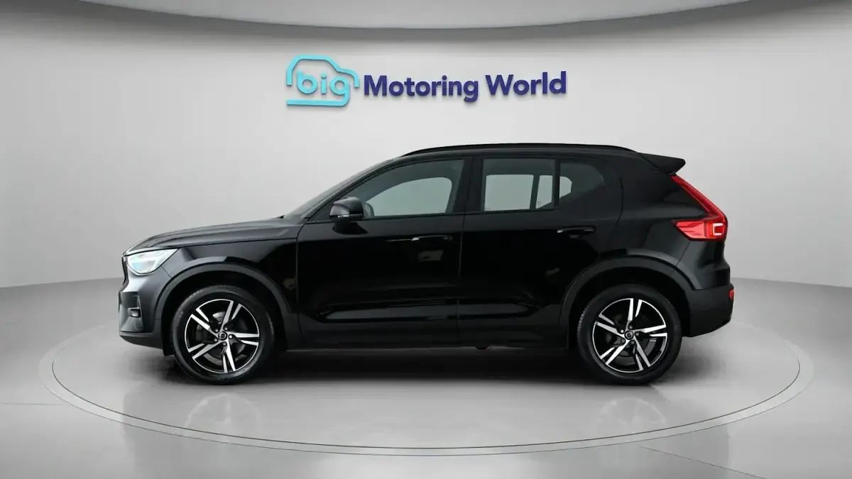 Used Volvo XC40 Plus 2023 Black SUV