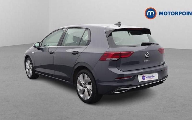 Used VW Golf VIII Style 150 HP (110 kW) 2023 Hatchback