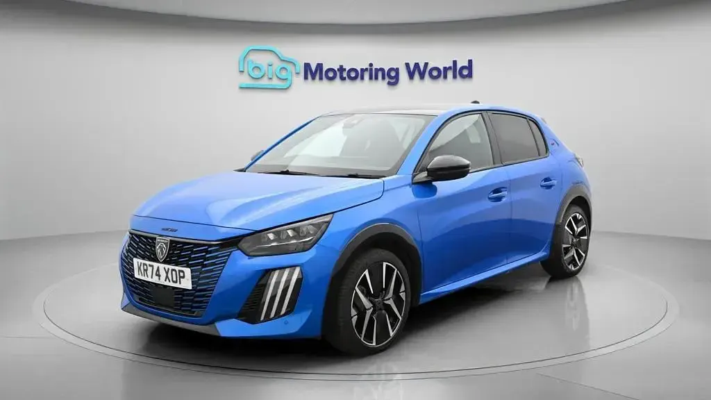 Used Peugeot 208 GT 100 HP (73 kW) 2024 Blue Hatchback