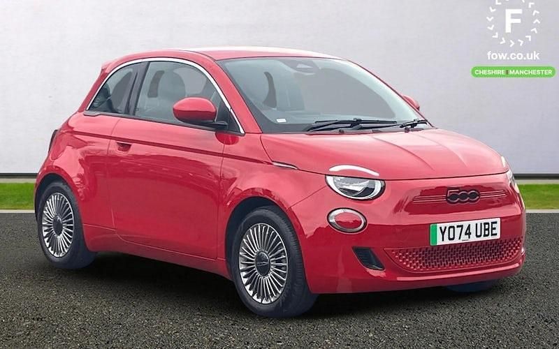 Red Used 2025 Fiat 500e Red Hatchback | £17,999 (Fair price) - Image 1/4