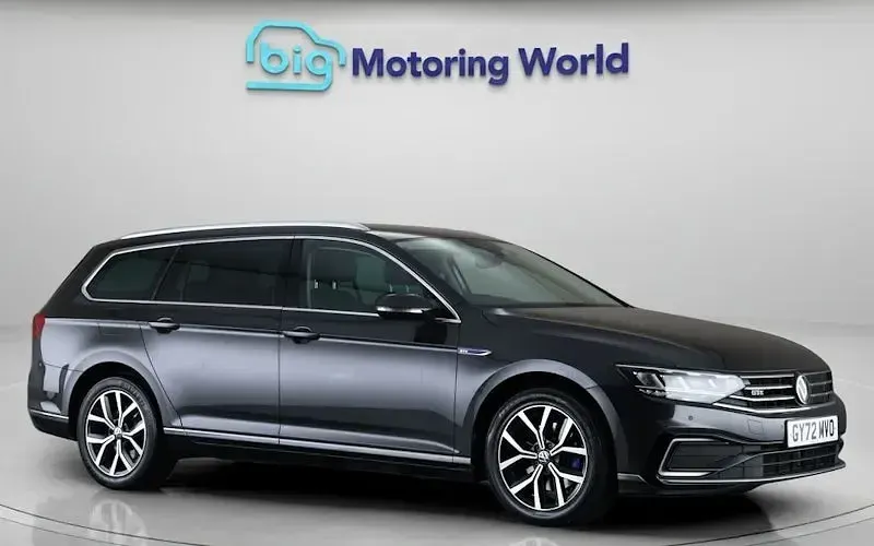 Used VW Passat GTE 218 HP (160 kW) 2022 Estate