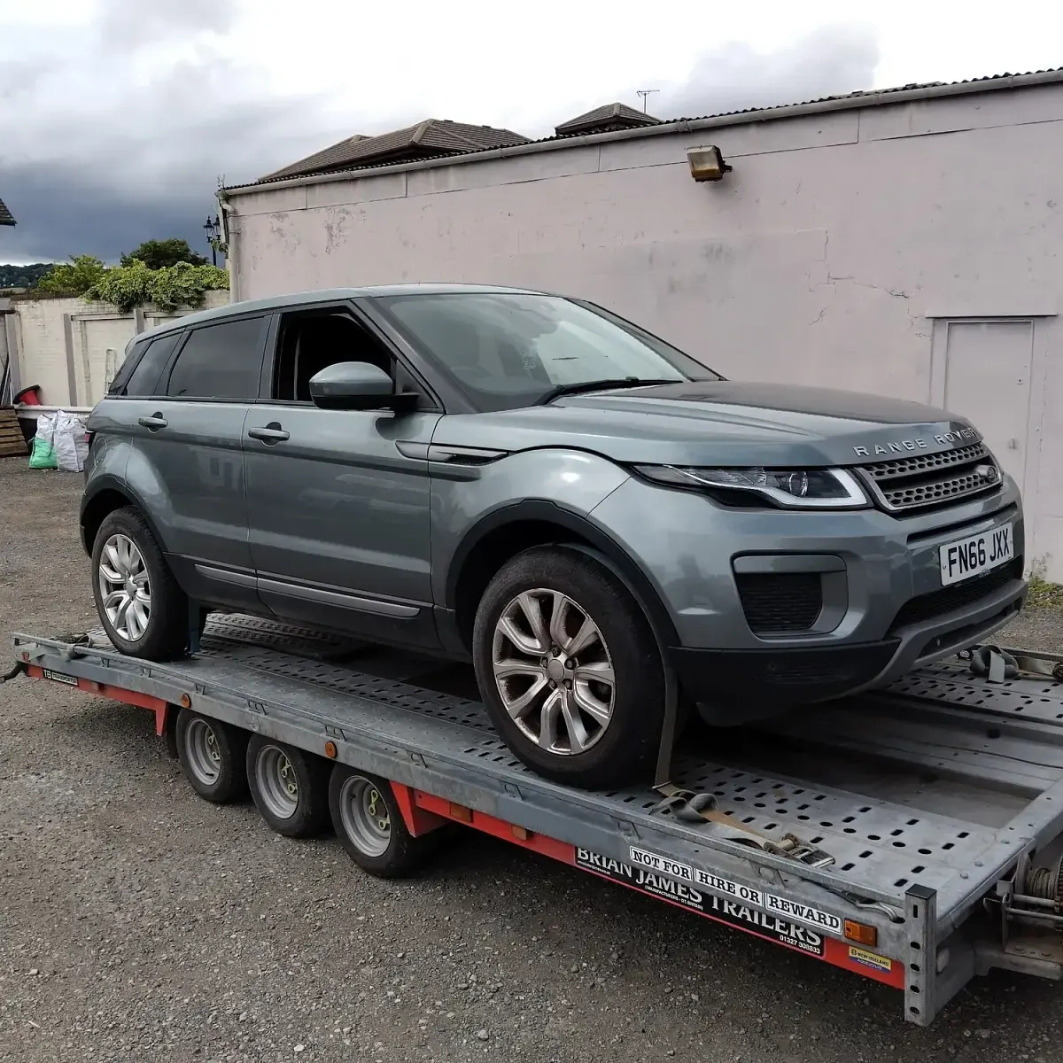 Used Land Rover Range Rover evoque SE 150 HP (110 kW) 2017 Grey Estate