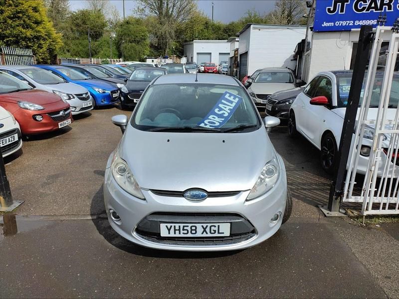 Used Ford Fiesta Zetec 2008 Silver Hatchback