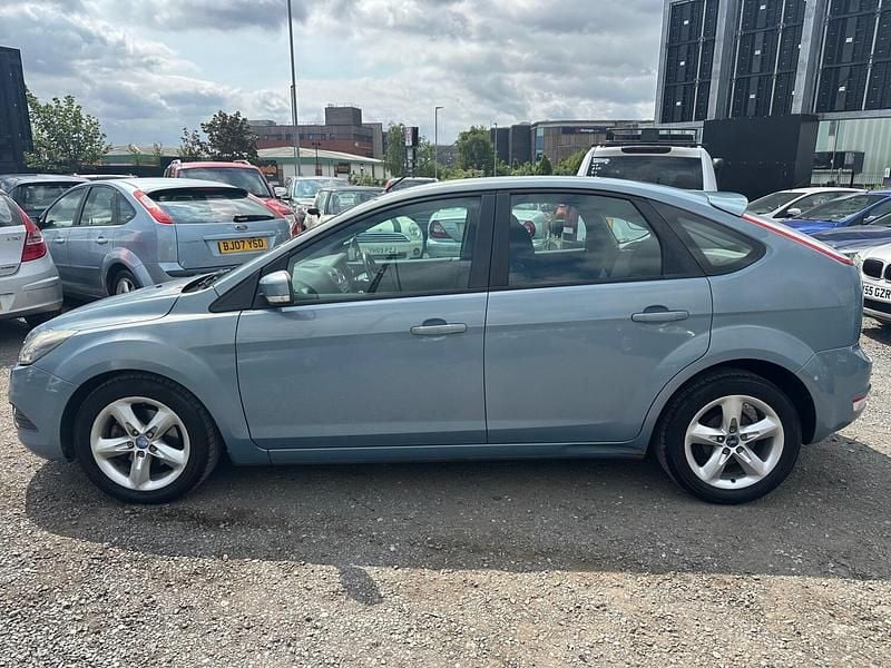 Used Ford Focus Zetec 2008 Blue Hatchback