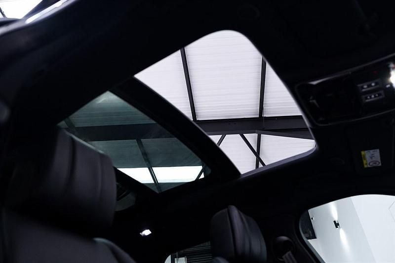 Used Land Rover Range Rover Velar HSE Dynamic 204 HP (150 kW) 2023 Black SUV