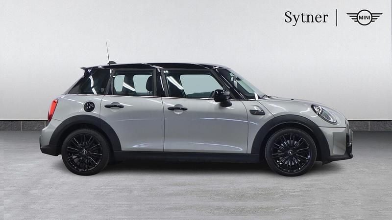 Usado Mini Cooper S Exclusive 176 HP (129 kW) 2023 Prateado Citadino