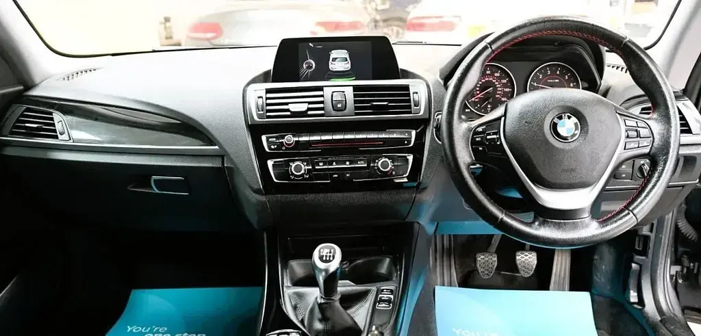 Używany BMW 118 Sport Line 2017 Szary Hatchback