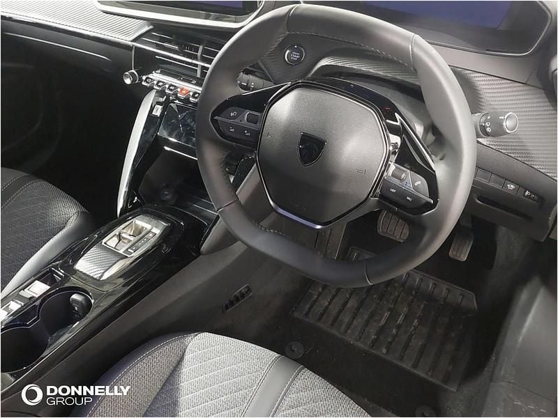 Used Peugeot e-2008 Allure 113 kW (154 HP) 2024 White SUV