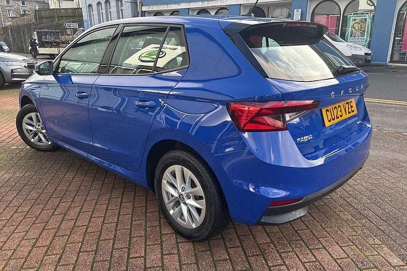 Used Skoda Fabia Comfort 59 HP (43 kW) 2023 Energy blue Hatchback