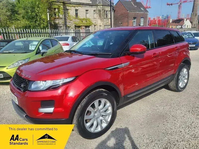 Used Land Rover Range Rover evoque Pure 150 HP (110 kW) 2014 Red SUV
