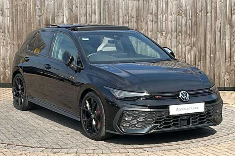 Used 2024 VW Golf VIII GTI | £39,799 - Image 1/4