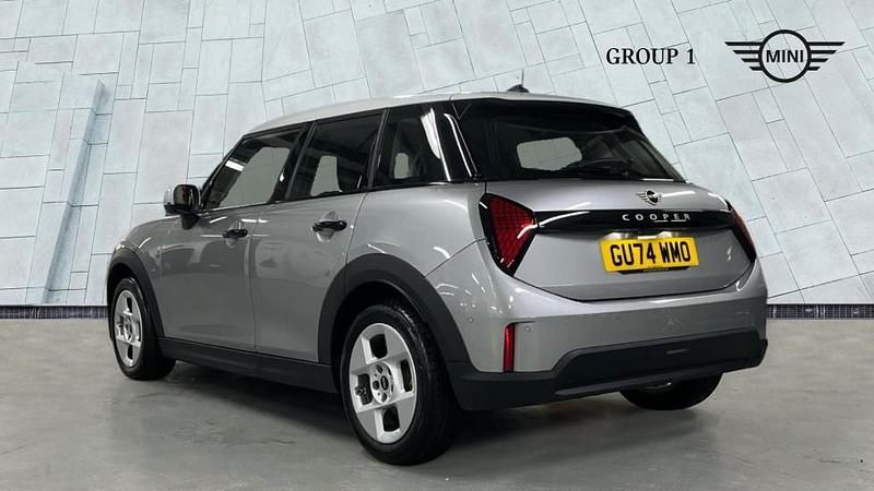 Used Mini Cooper Hatch 156 HP (114 kW) 2024 Silver Hatchback