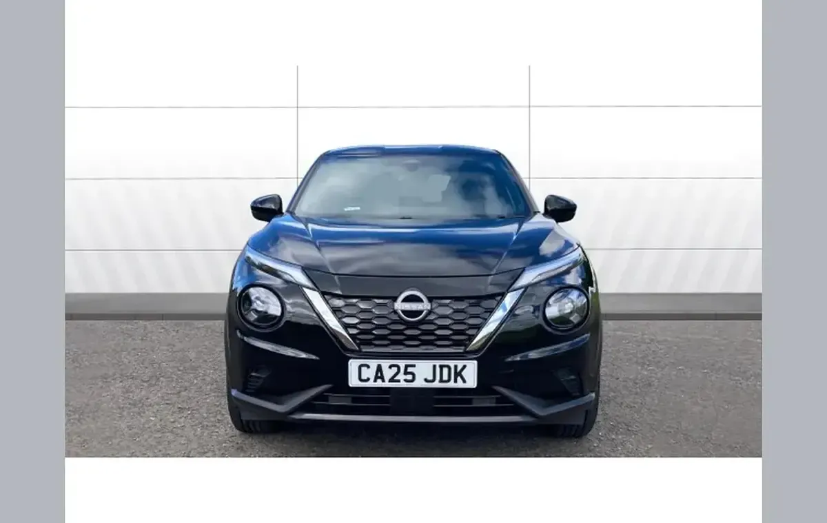 Used Nissan Juke N-Connecta 143 HP (105 kW) 2025 Black SUV