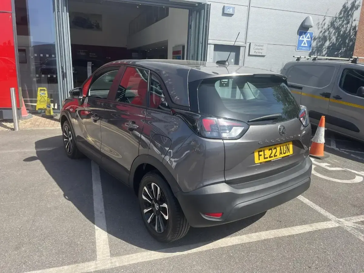 Used Vauxhall Crossland Design Edition 82 HP (60 kW) 2022 Grey SUV
