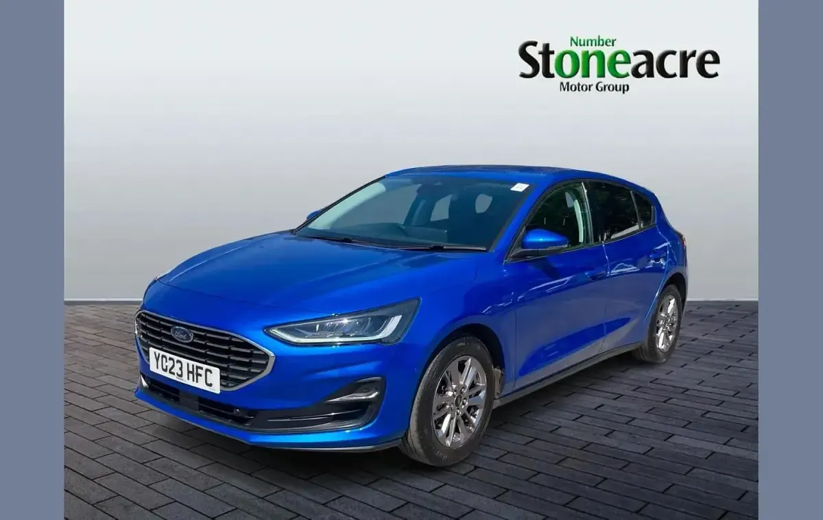 Used Ford Focus Titanium 125 HP (91 kW) 2023 Blue Hatchback