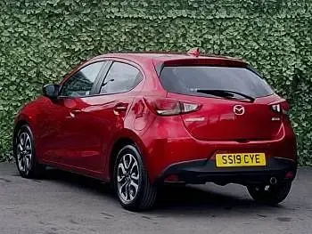 Used Mazda 2 Inclusive 90 HP (66 kW) 2019 Red Hatchback