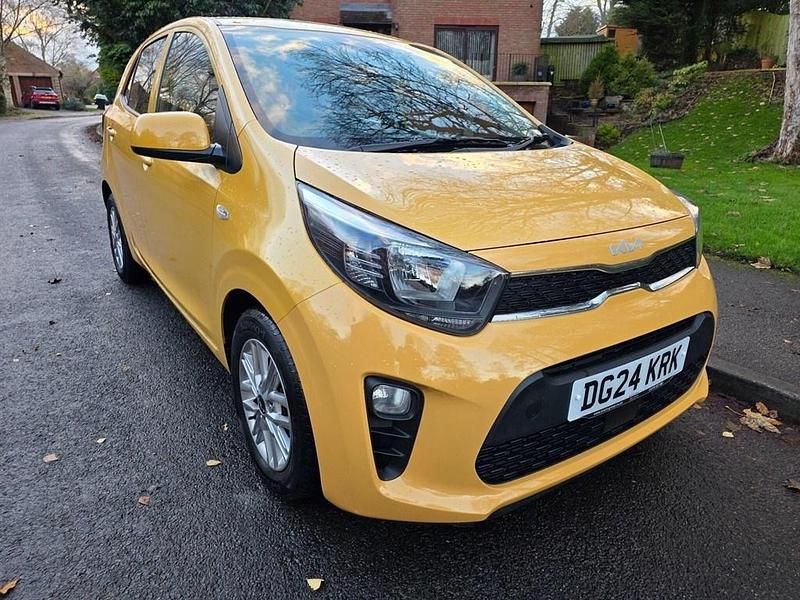 Used Kia Picanto 66 HP (48 kW) 2024 Yellow Hatchback