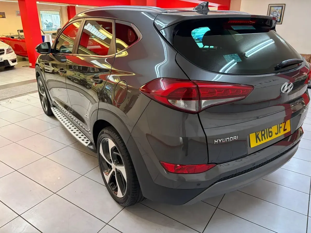 Used Hyundai Tucson Premium 134 HP (98 kW) 2016 Grey SUV