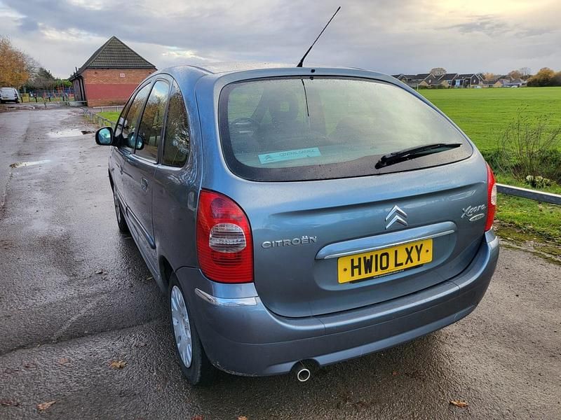 Used Citroën Xsara Picasso 2010 Grey MPV