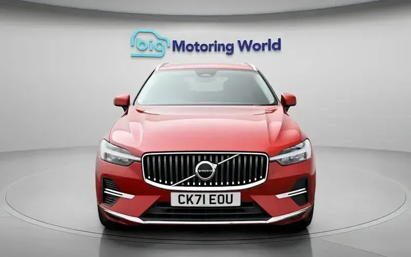 Second-hand Volvo XC60 Inscription 390 CP (286 kW) 2021 Roșu SUV