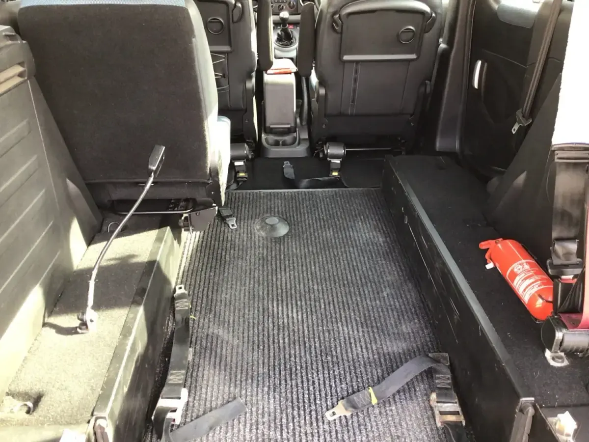 Usado Citroën Berlingo XTR 90 CV (66 kW) 2011 Azul Monovolumen