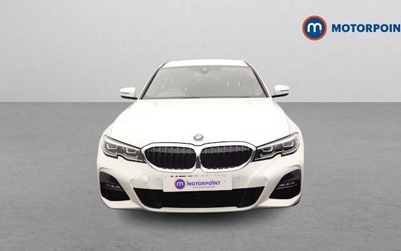Used BMW 330e M Sport 292 HP (214 kW) 2021 White Estate