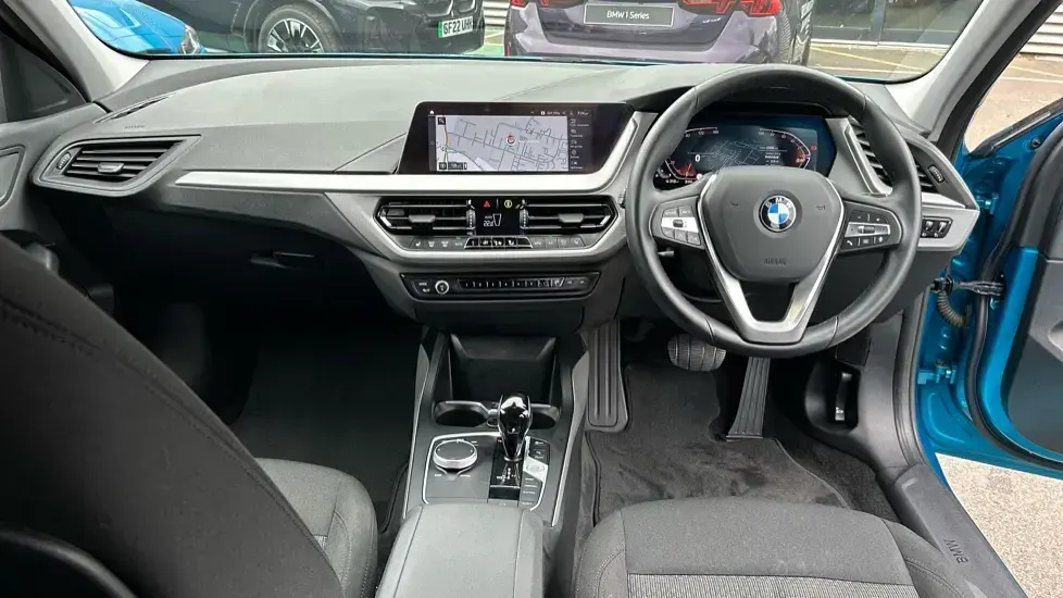 Used BMW 118 Comfort Edition 136 HP (100 kW) 2024 Blue Hatchback