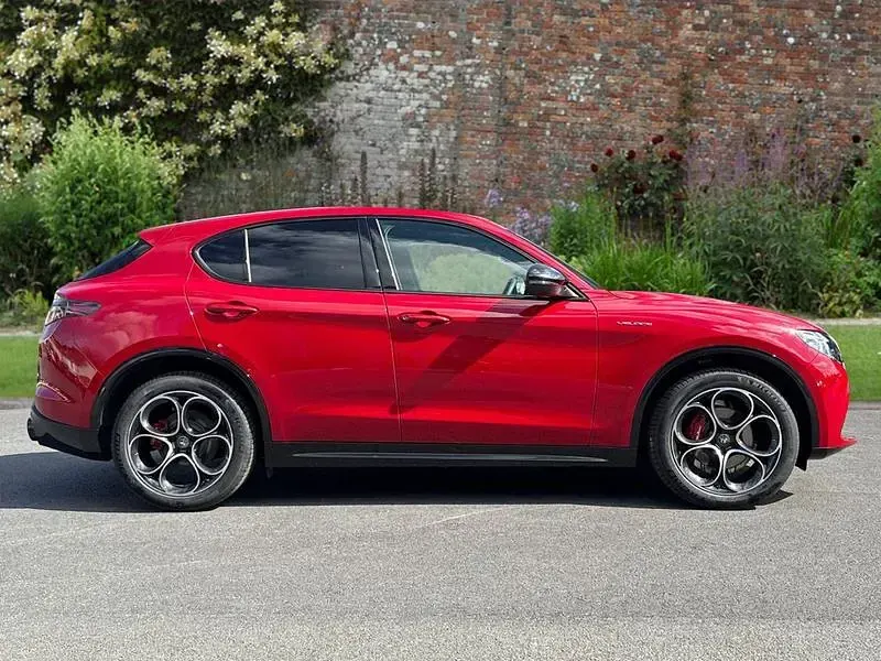 New Alfa Romeo Stelvio Veloce 280 HP (205 kW) 2026 Alfa red 414 SUV