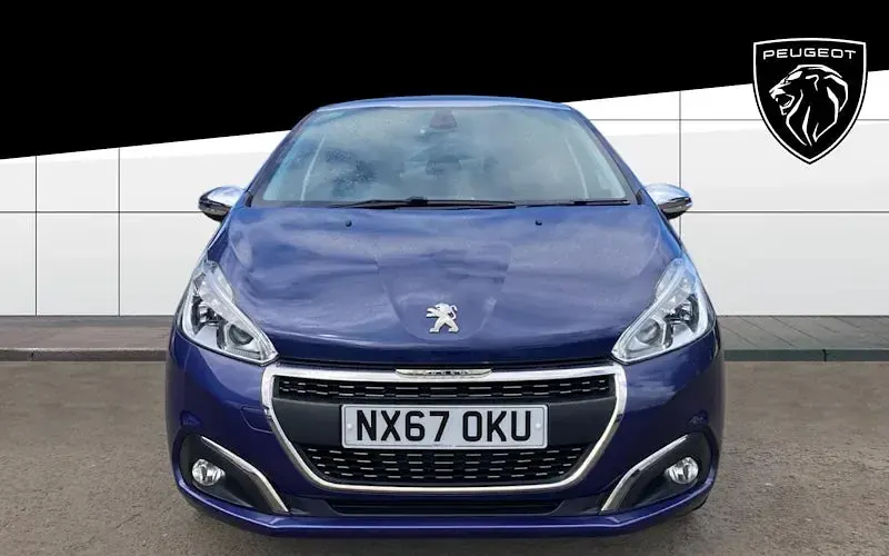 Used Peugeot 208 Allure Premium 82 HP (60 kW) 2017 Blue Hatchback