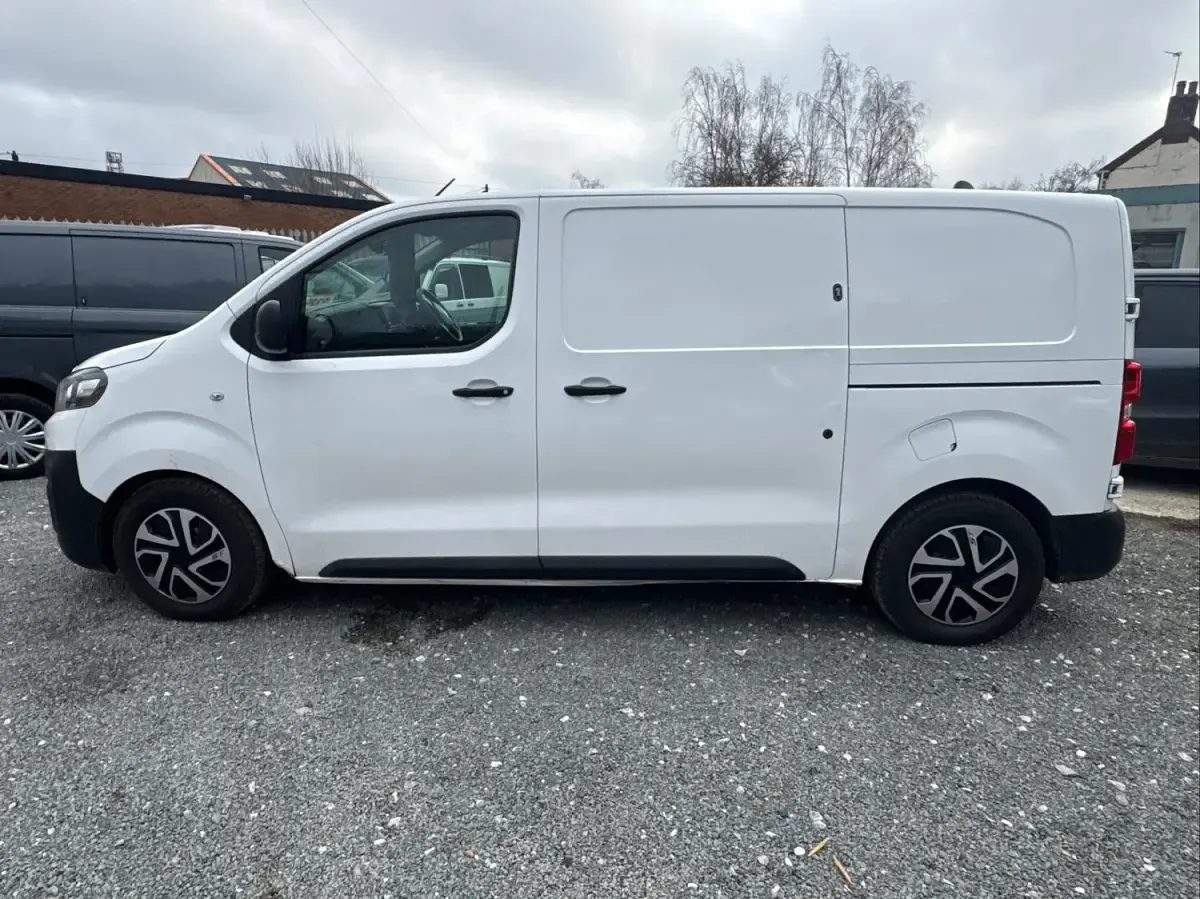 Used Citroën Dispatch 2018 White MPV