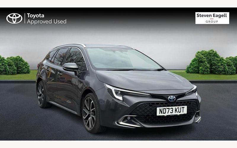 Used 2025 Toyota Corolla Estate | £27,089 - Image 1/3