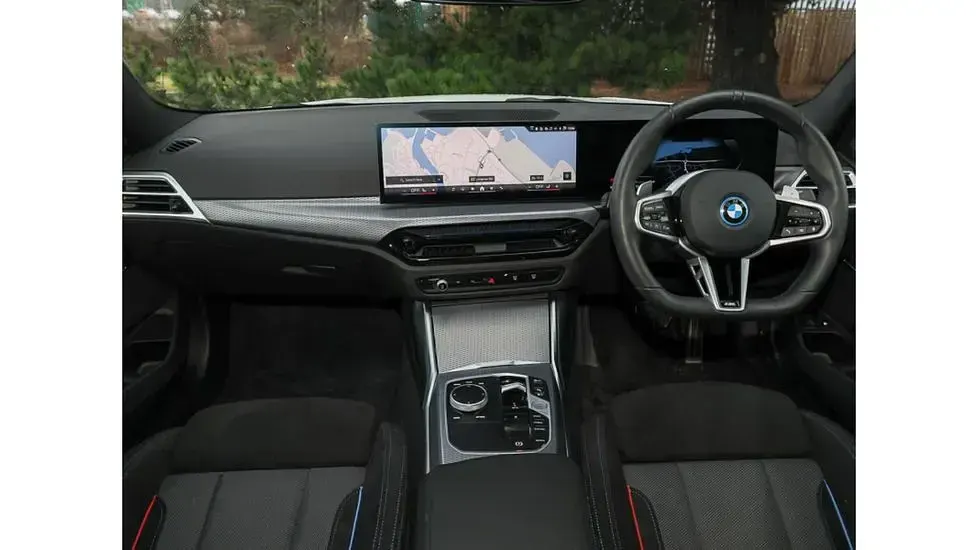 Used BMW 330 M Sport 292 HP (214 kW) 2025 White Sedan