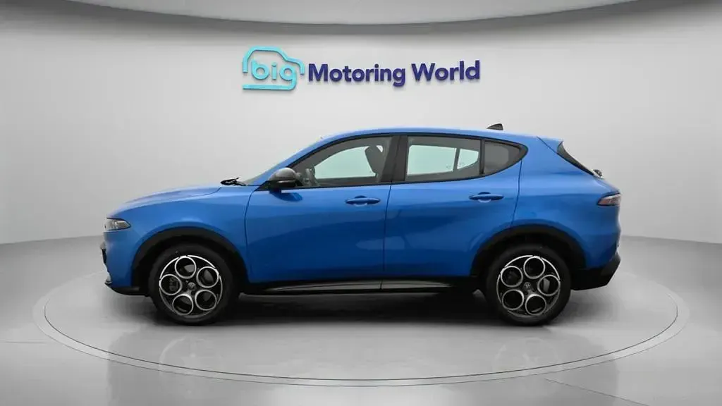 Used Alfa Romeo Tonale Sprint 160 HP (117 kW) 2024 Blue SUV