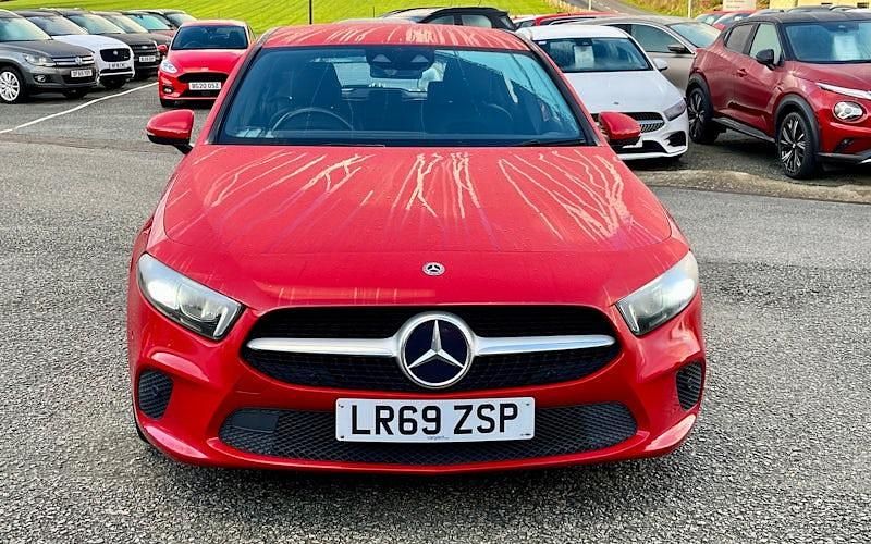 Used Mercedes A200 Premium 150 HP (110 kW) 2019 Red Hatchback