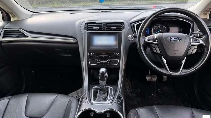 Used Ford Mondeo Titanium 2018 Red Sedan