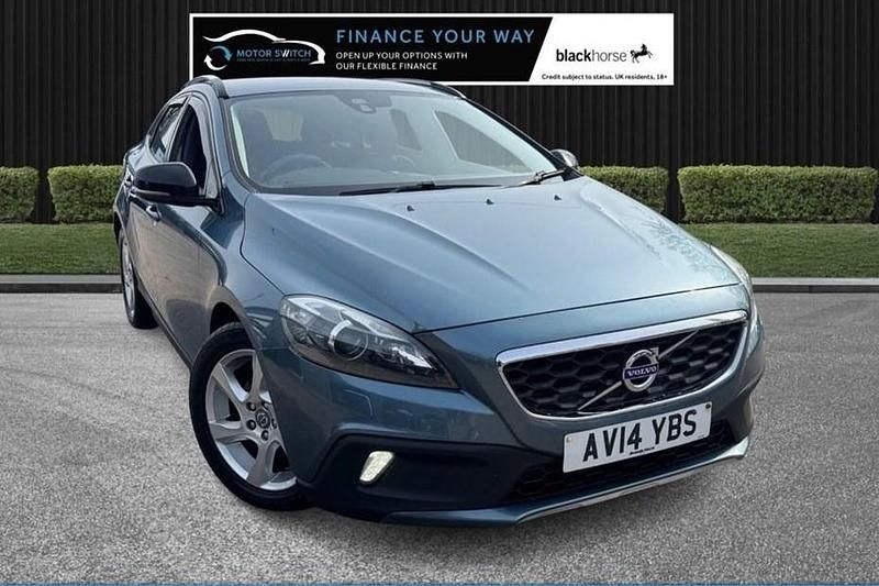 Used Volvo V40 CC 115 HP (84 kW) 2014 Estate