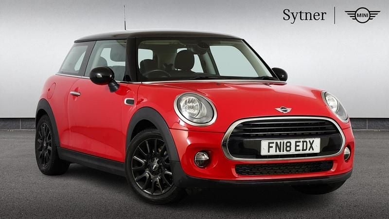 Red Used 2018 Mini Cooper Hatch Hatchback | £11,250 (Good price) - Image 1/4