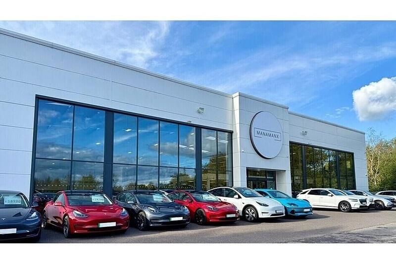 Used Lexus UX 300e 150 kW (204 HP) 2023 SUV