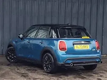Used Mini Cooper Classic 136 HP (100 kW) 2023 Blue Hatchback