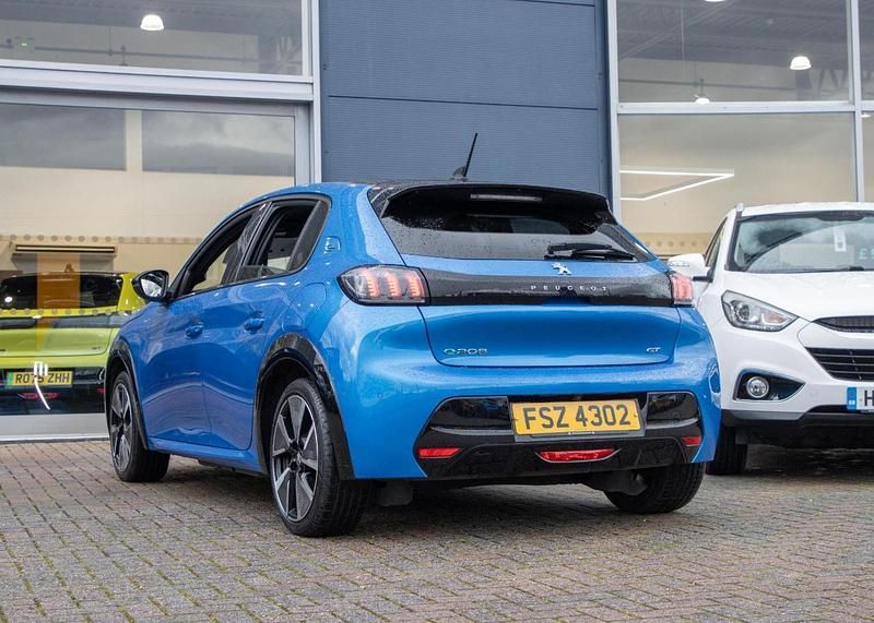 Used Peugeot e-208 GT 98 kW (134 HP) 2021 Blue Hatchback