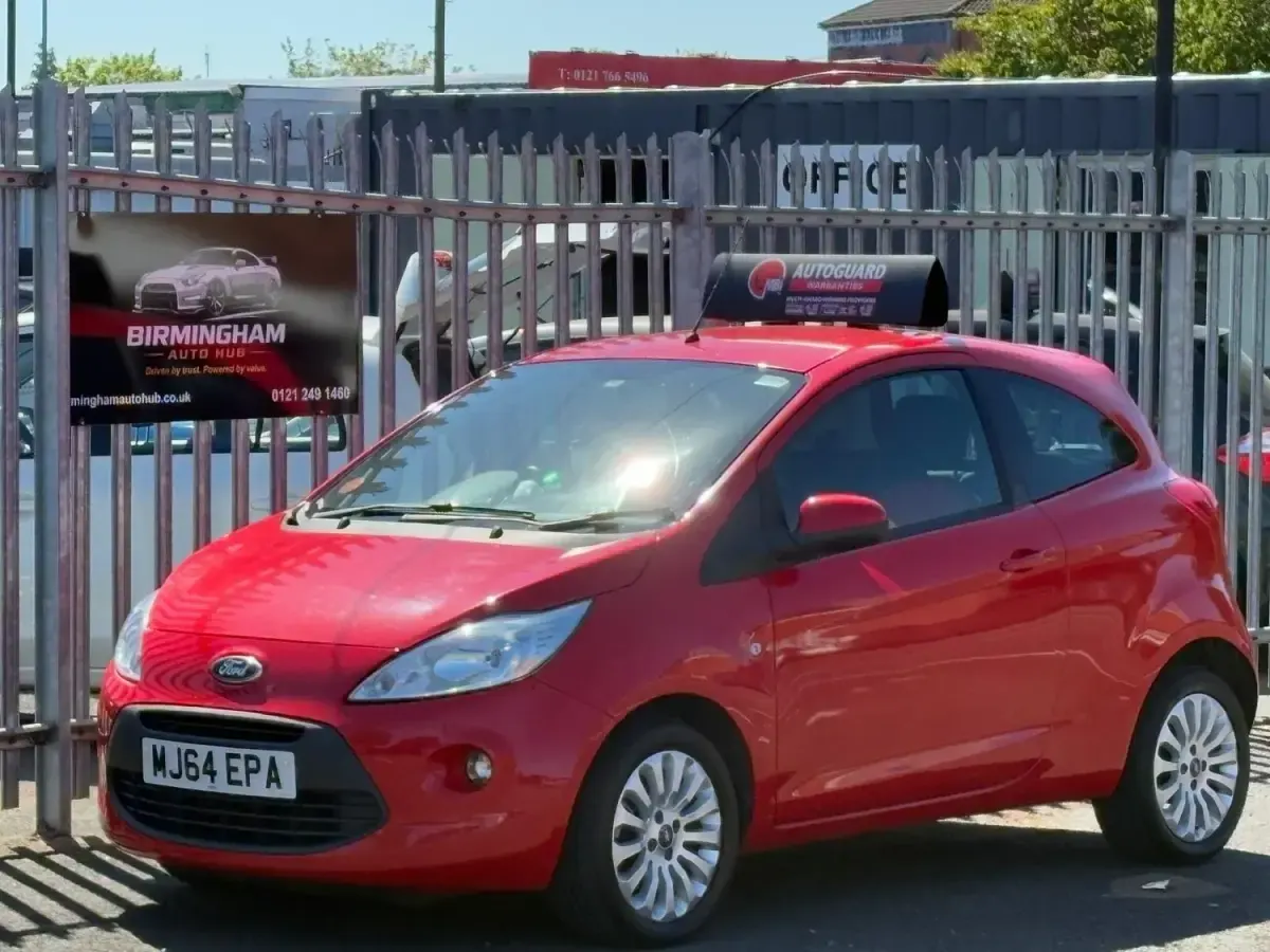 Używany Ford Ka Zetec 69 KM (50 kW) 2014 Czerwony Hatchback