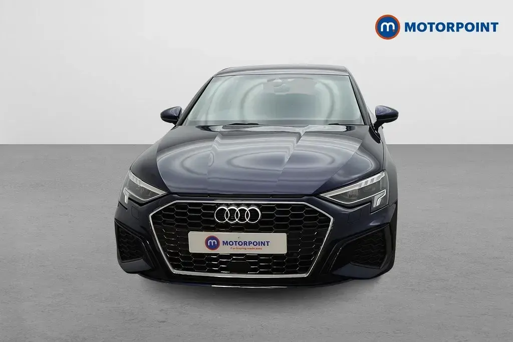 Begagnad Audi A3 S-Line 2023 Blå Sedan